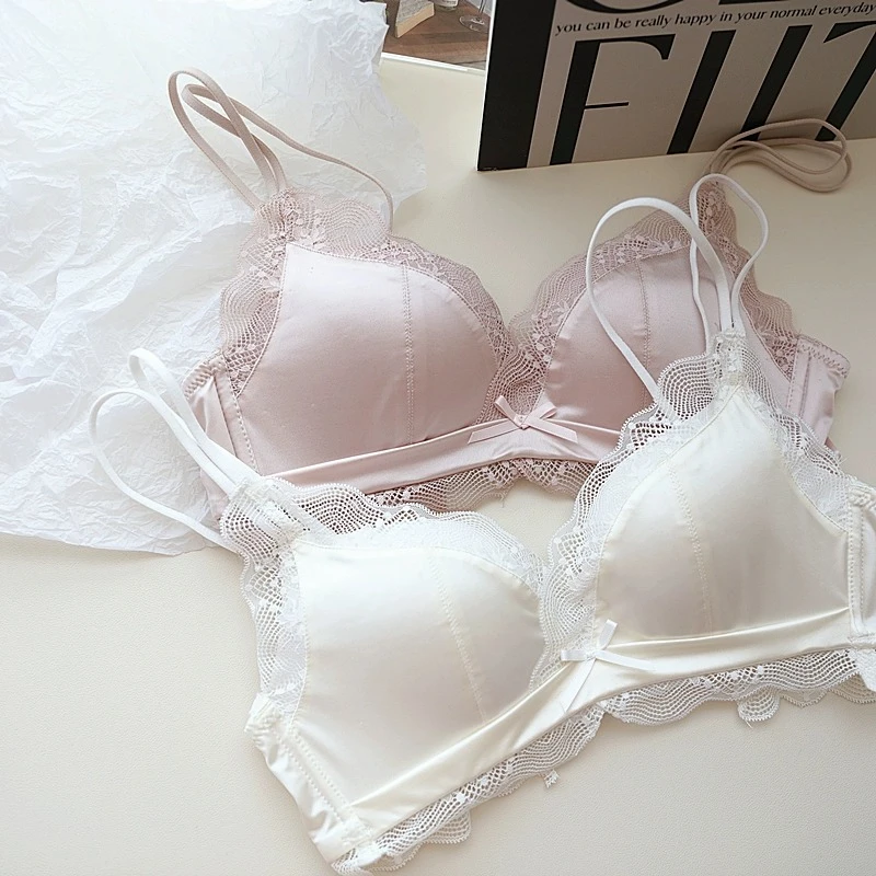 维多利亚缎面内衣少女柔软小胸聚拢纯欲性感蕾丝平胸专用文胸套装