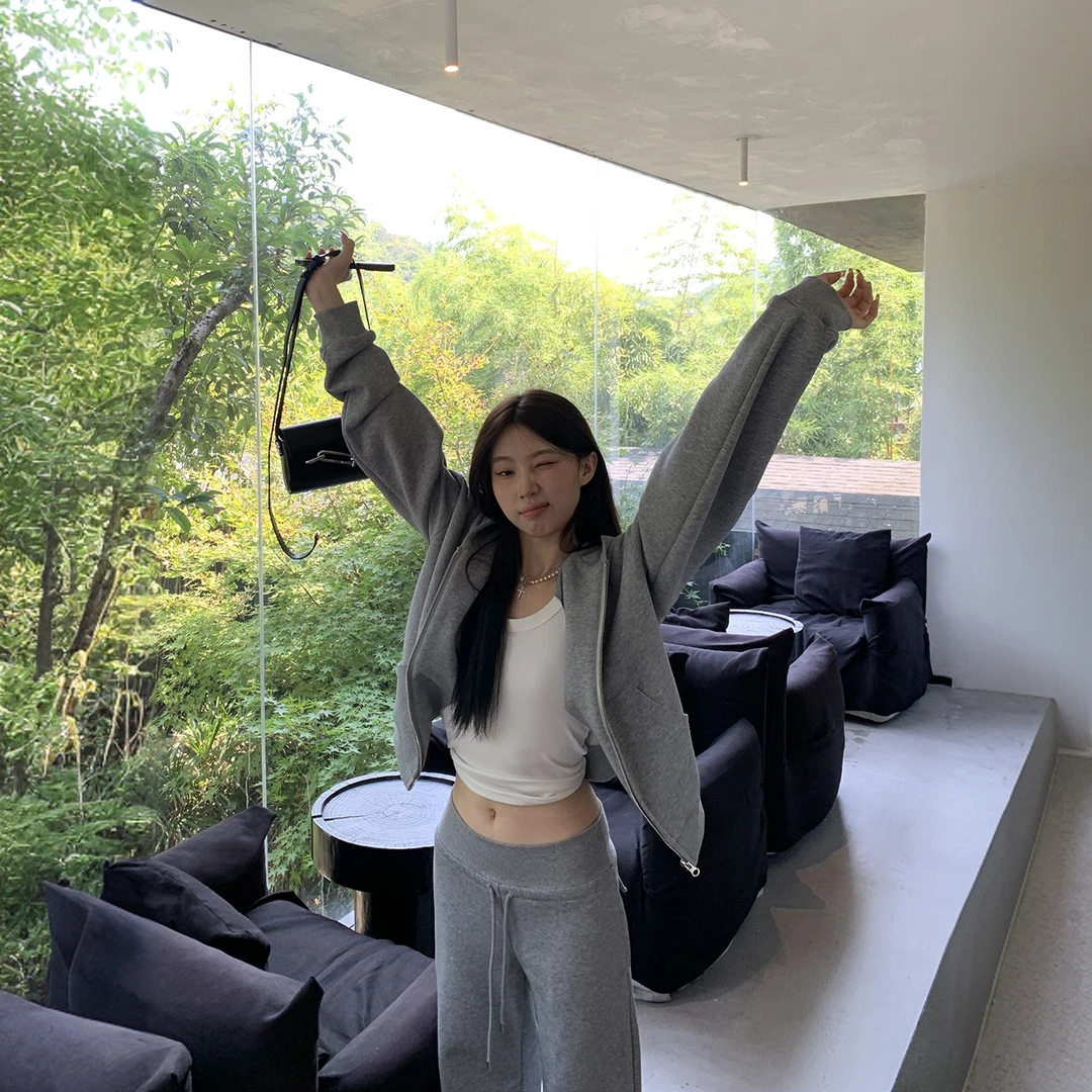 休闲运动套装女早秋宽松慵懒风灰色卫衣卫裤两件套