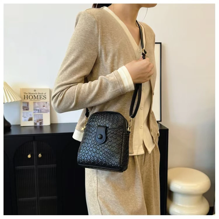 手机包2024新款轻奢时尚百搭夏季装手机包包黑色单肩斜挎包小包包