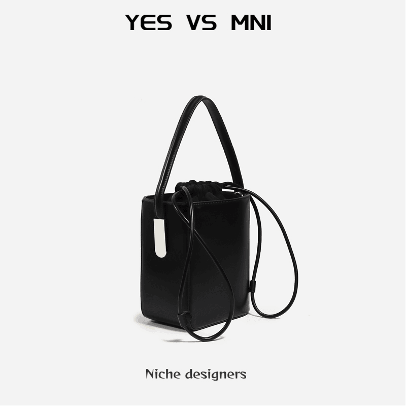 【 YES VS MNI 】小众设计师轻奢高级黑水桶包女ins手提包斜挎包