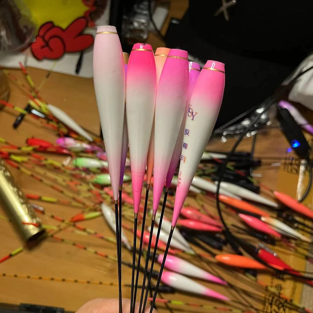 福袋瑕疵漂身一个夜光漂漂身正常使用浮漂