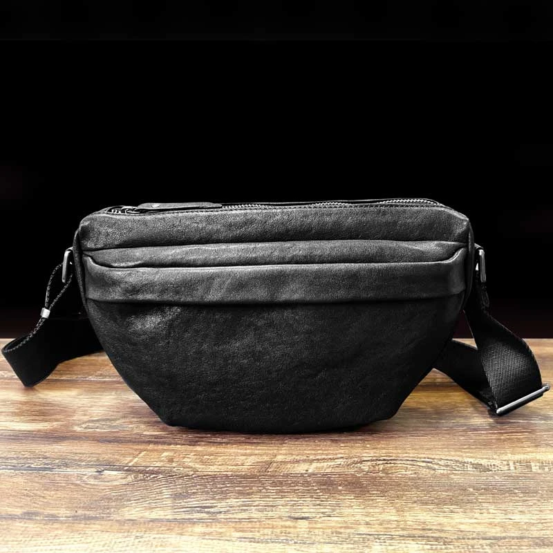 男包斜挎包学院风单肩包休闲时尚个性潮百搭复古真皮小挎包多功能