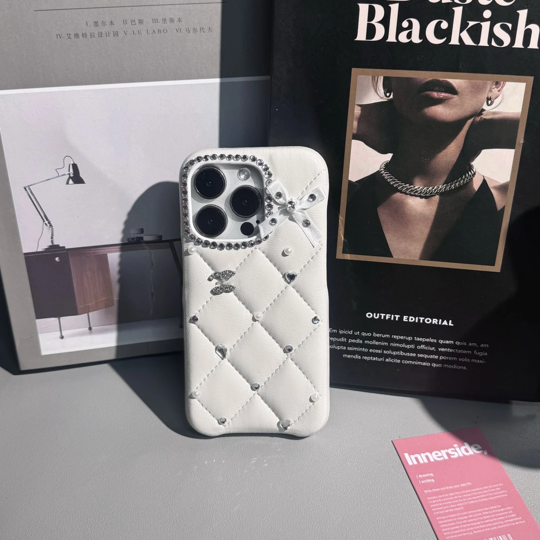 轻奢小香风菱形格设计适用于苹果16promax手机壳iPhone15promax