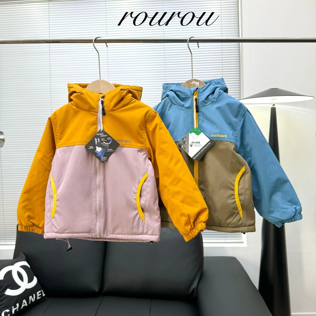 肉肉家-[加绒加厚连帽棉服]儿童设计拼接时尚冬季棉服