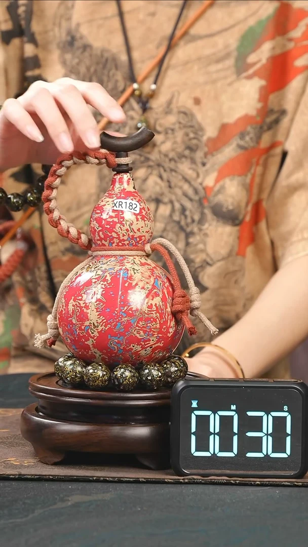 【闪购商品】XR182漆艺酒葫芦不包手串及旋转底座