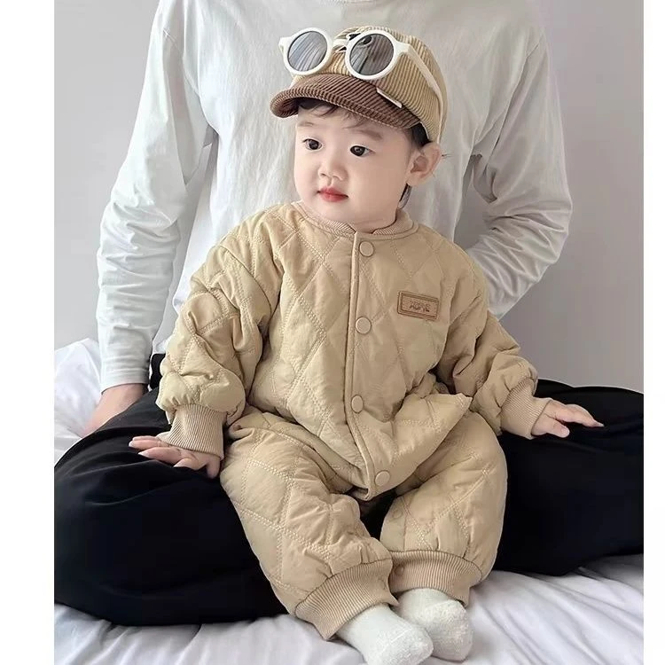婴儿衣服冬装保暖宝宝夹棉连体衣秋冬季婴幼儿满月冬天外出棉服