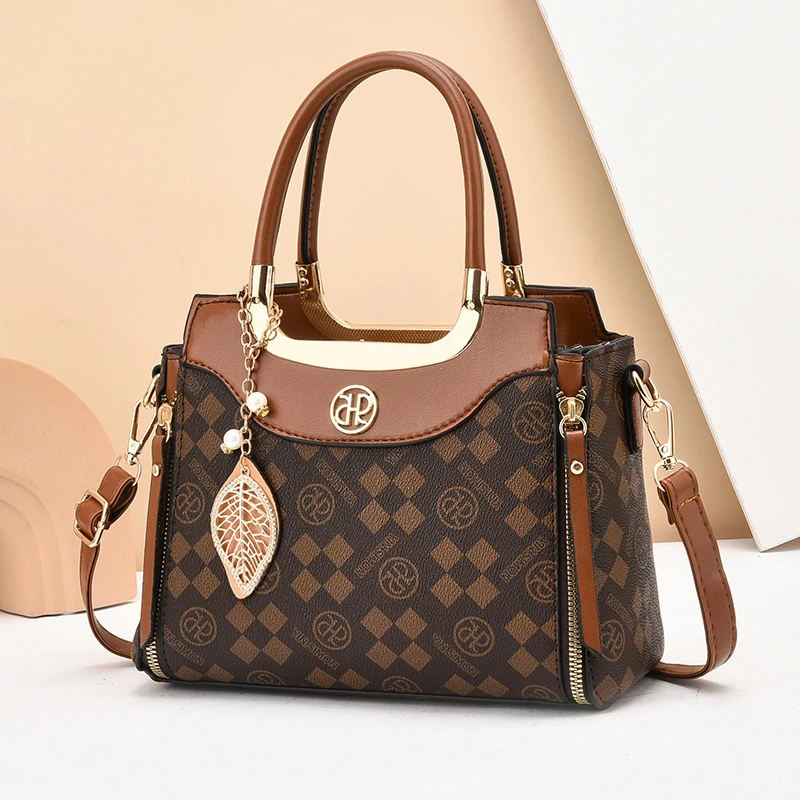 百搭气质女包2025新款洋气单肩斜挎包时尚潮流手提妈妈包女士包包