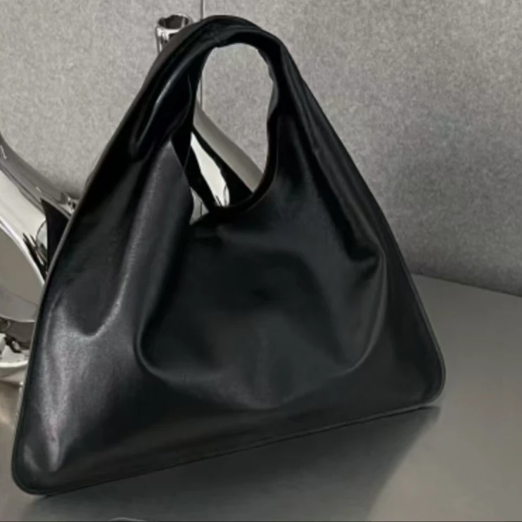 8683 新款时尚个性小众气质百搭简约款 小包包 手提包 单肩包