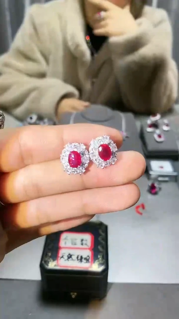 【闪购商品】红宝石耳饰未镶嵌同款耳钉