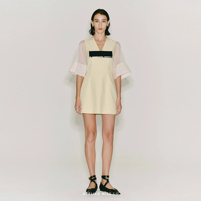 AtelierMissLu【春日邂逅】蝴蝶结撞色拼接花苞纱袖连衣裙244029B