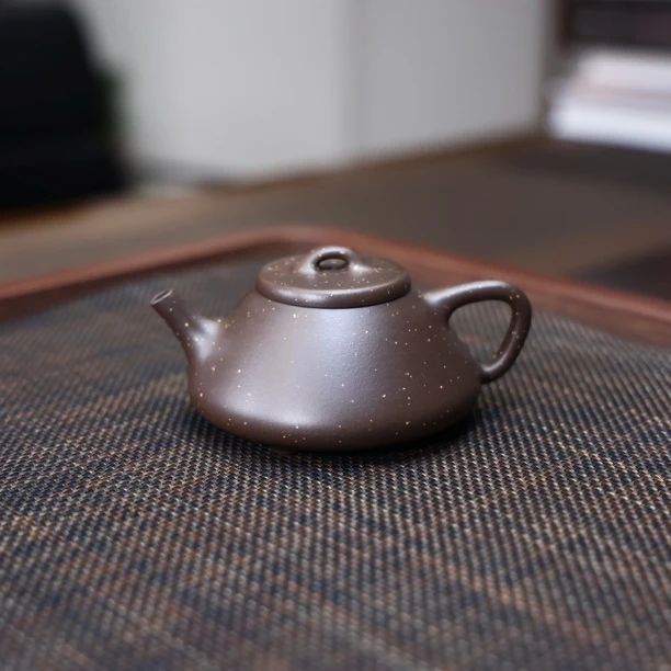 马乐荣 ｜ 子冶石瓢 全手工制作 紫泥铺砂 140cc