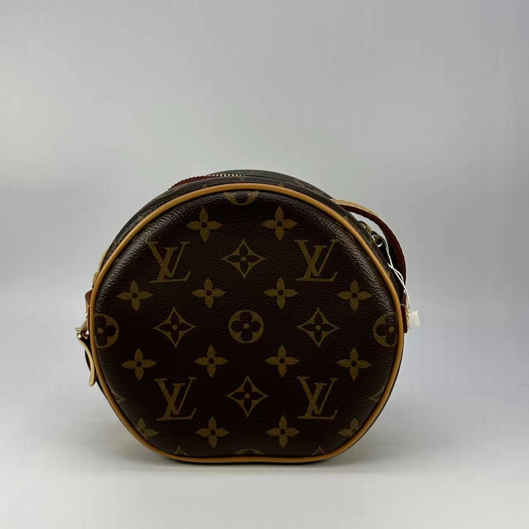 95新 LouisVuitton/路易威登 全原lv现代小软饼小号/PL1200+芯片