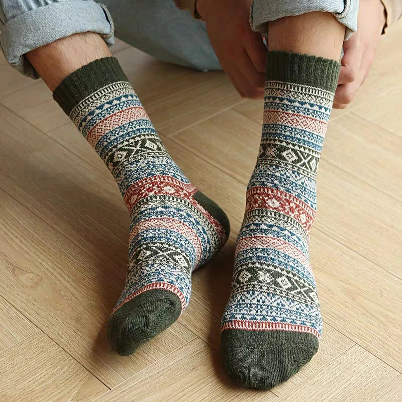 复古袜子男女秋冬中筒袜图腾日系工装袜长袜民族风中筒潮袜欧美风