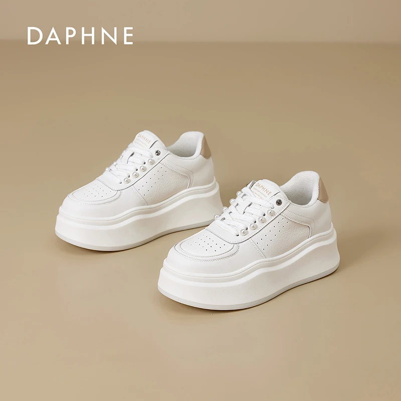 Daphne/达芙妮达芙妮2024新款小白鞋舒适休闲百搭时尚增高板鞋女