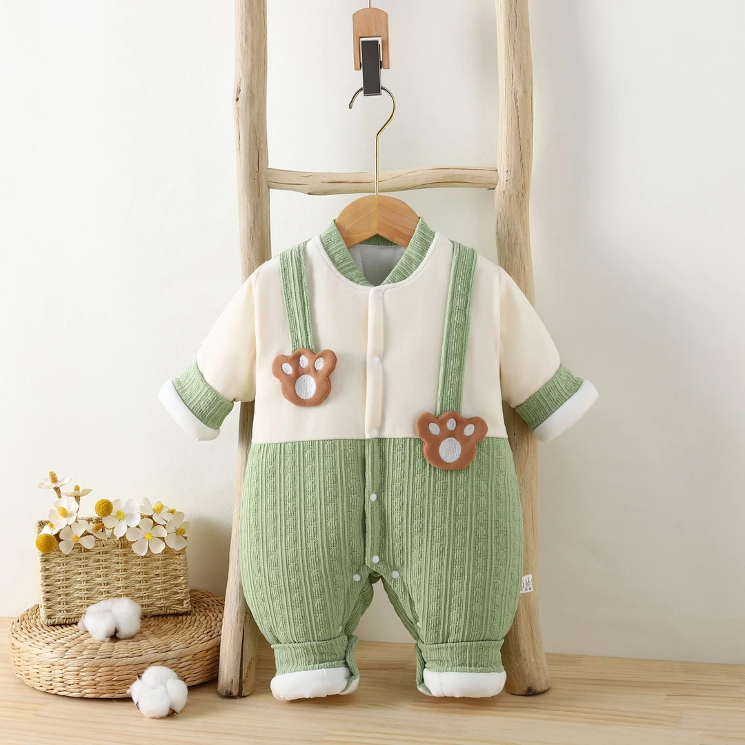 新生婴儿连体保暖男宝女宝春秋季满月可爱外出服