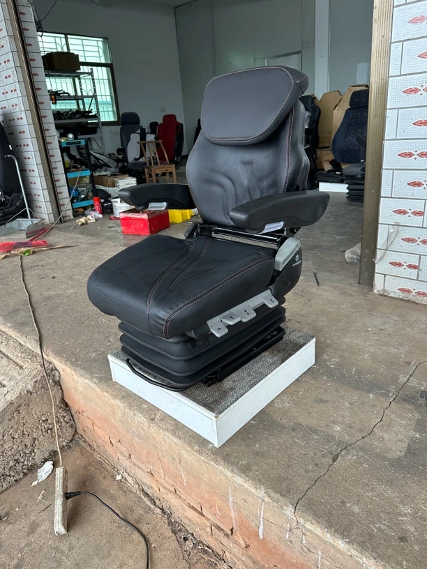 拖拉机座椅电动打气泵90.3降低款