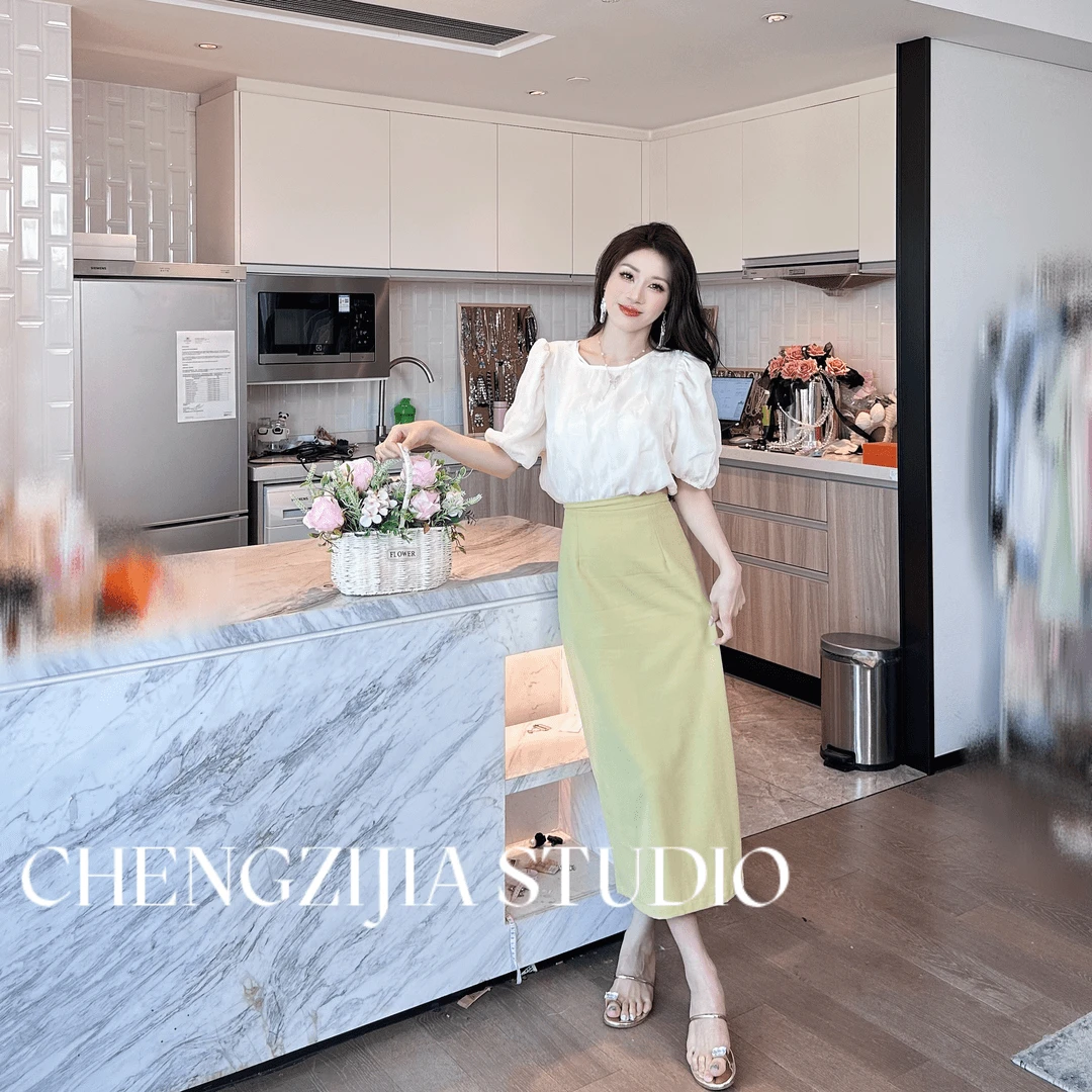 【裴诗婷】TX0436纯色百搭圆领减龄T恤