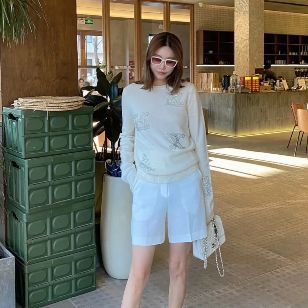 全新未使用  奢邦/MaxMara/衣服/公价9900/钻字母圆领无帽毛衣