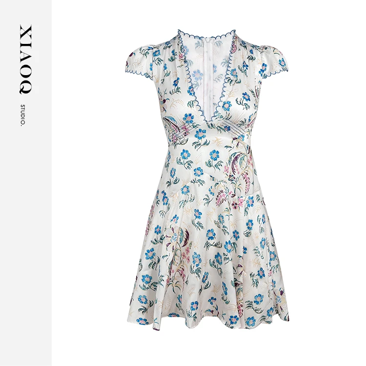 【小Q家】90106法式气质深v印花收腰泡泡袖连衣裙T