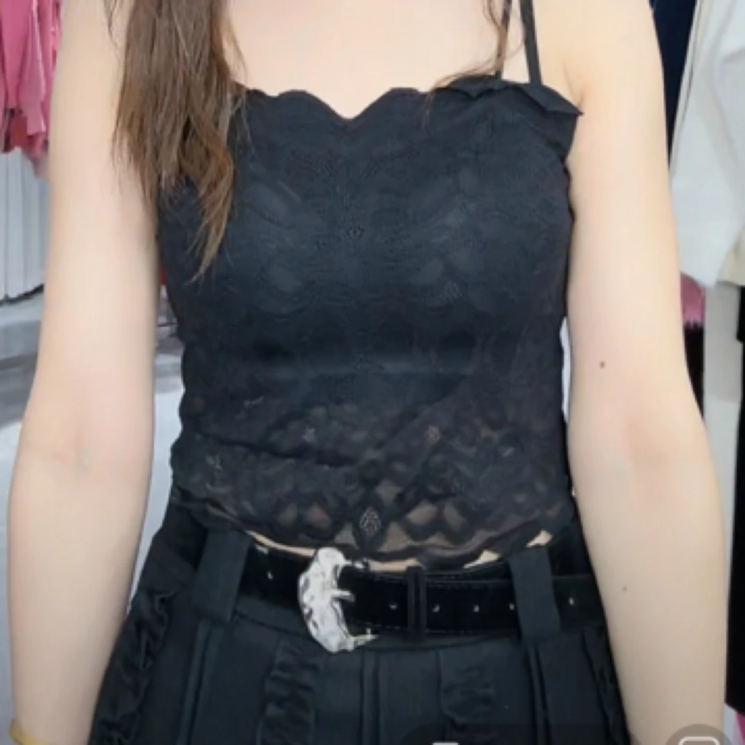 大佳闺绣强推～～～打底小吊带衫蕾丝百搭显瘦性感美背修身