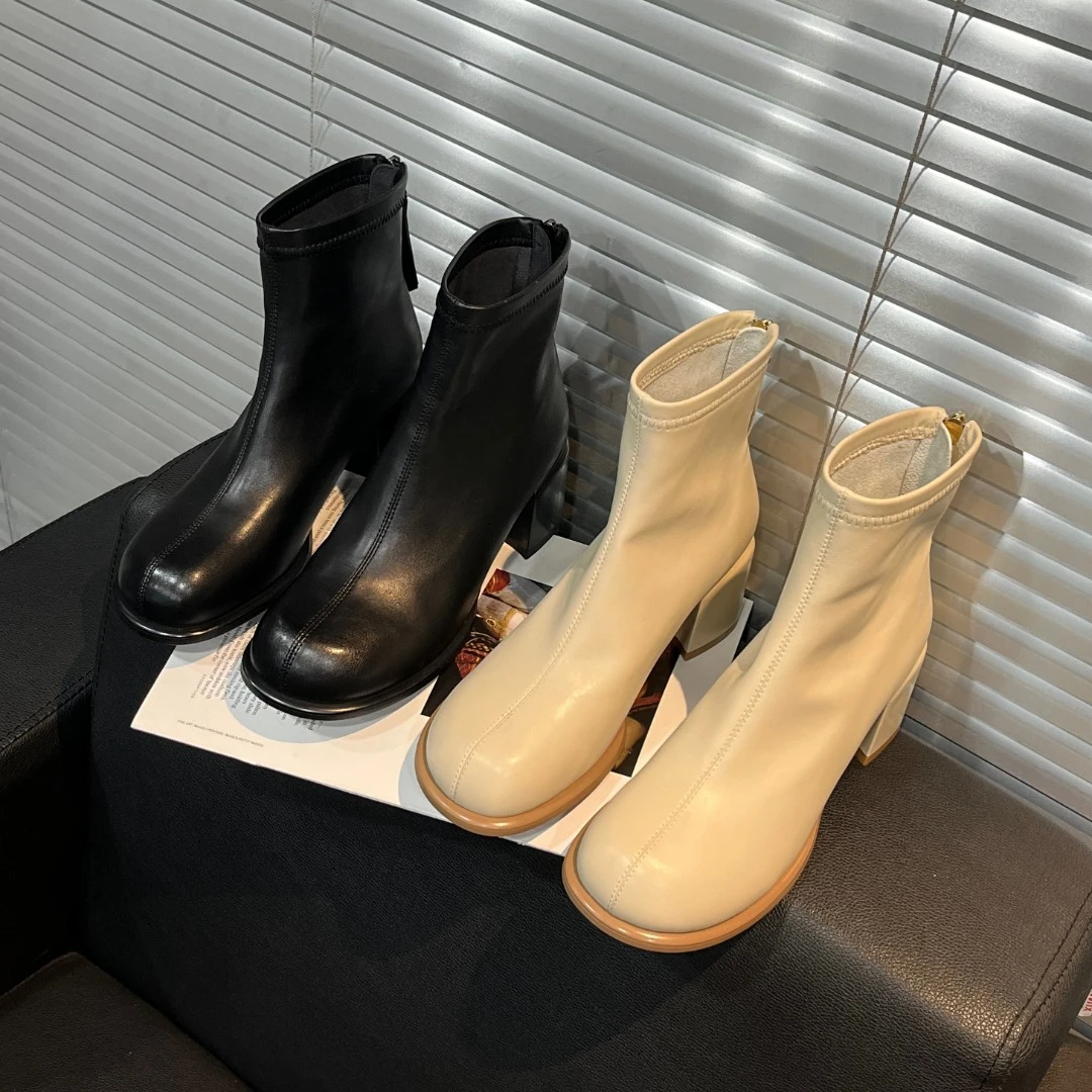 XIEFURN/鞋夫人秋冬英伦风粗跟短靴时尚百搭气质女人圆头瘦瘦靴