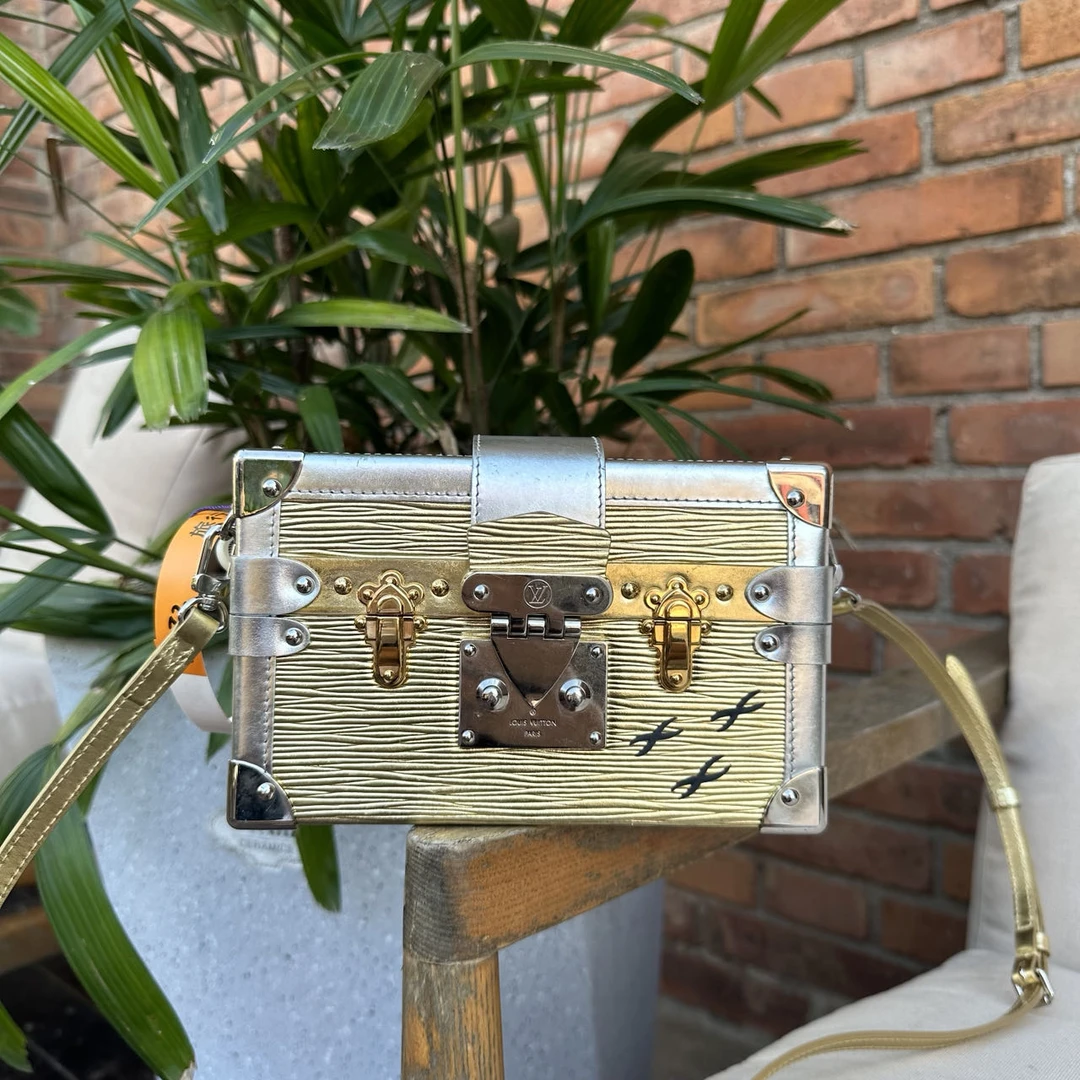 95新 LouisVuitton/路易威登 PETITE 硬盒子 金银拼色限量款