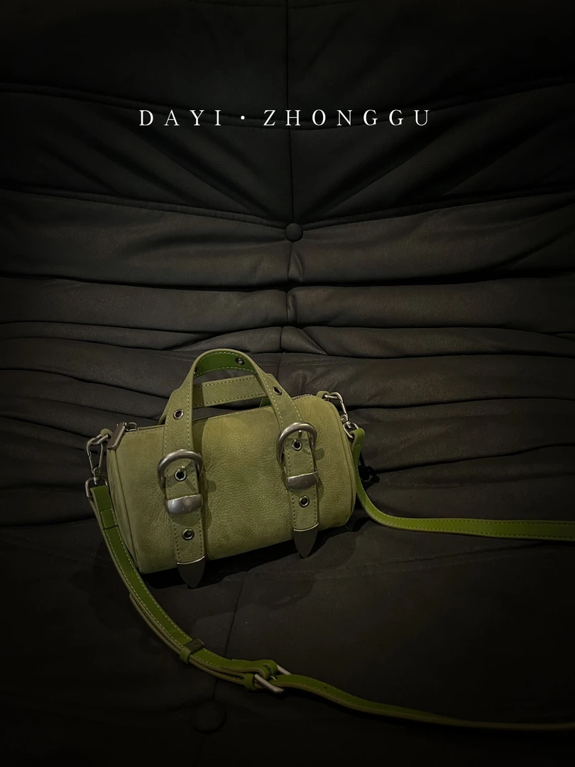 ZYROS/秋冬新款绿色轻奢精致时尚百搭手拎休闲波士顿包女1447