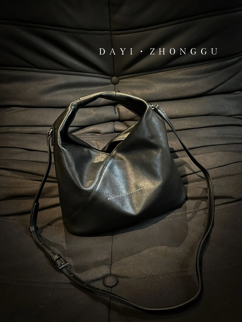 ZYROS/春夏新款黑色轻奢潮流精致时尚百搭手拎斜挎通勤皮包女333