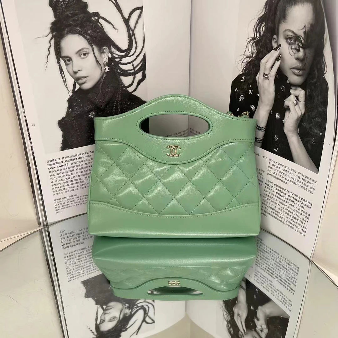 全新未使用 Chanel/香奈儿 24s 绿色油蜡羊皮31bag nano 斜挎包