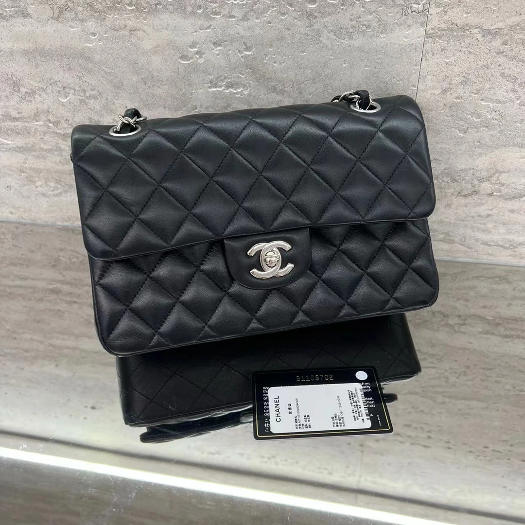 99新 Chanel/香奈儿 31开保卡 黑银羊皮cf小号 腋下单肩包