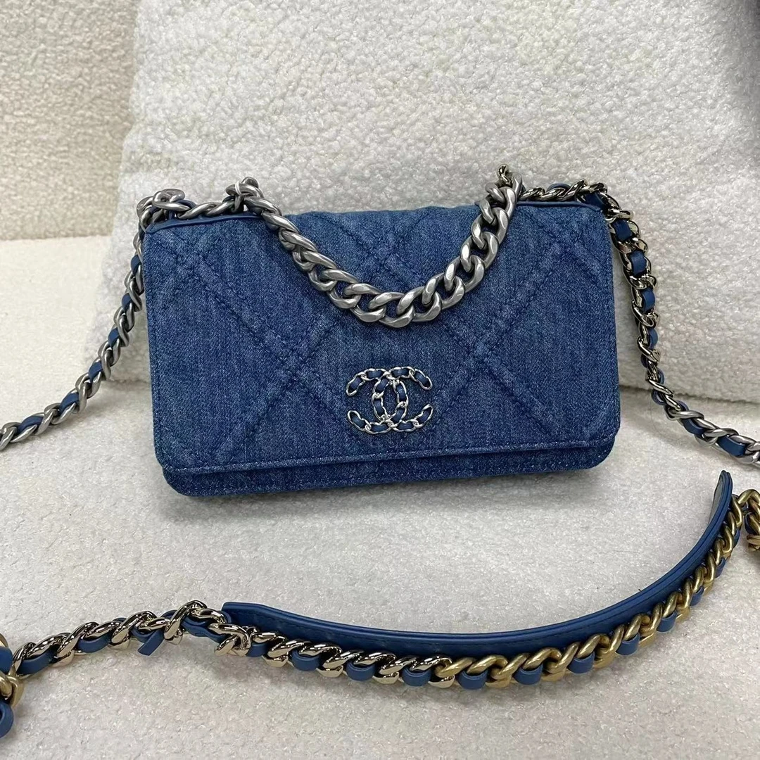 全新未使用 Chanel/香奈儿 香奈儿19牛仔woc包 斜挎包