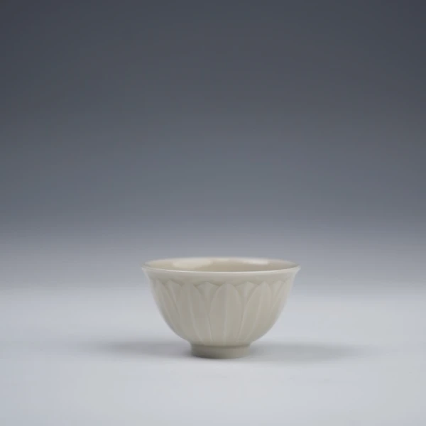 定窑莲韵盏主人杯高温陶瓷茶杯茶具剔花工艺