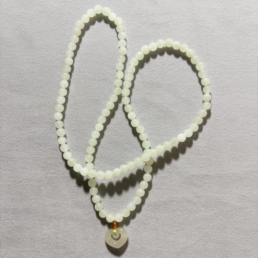 晴水绿心形精美吊坠