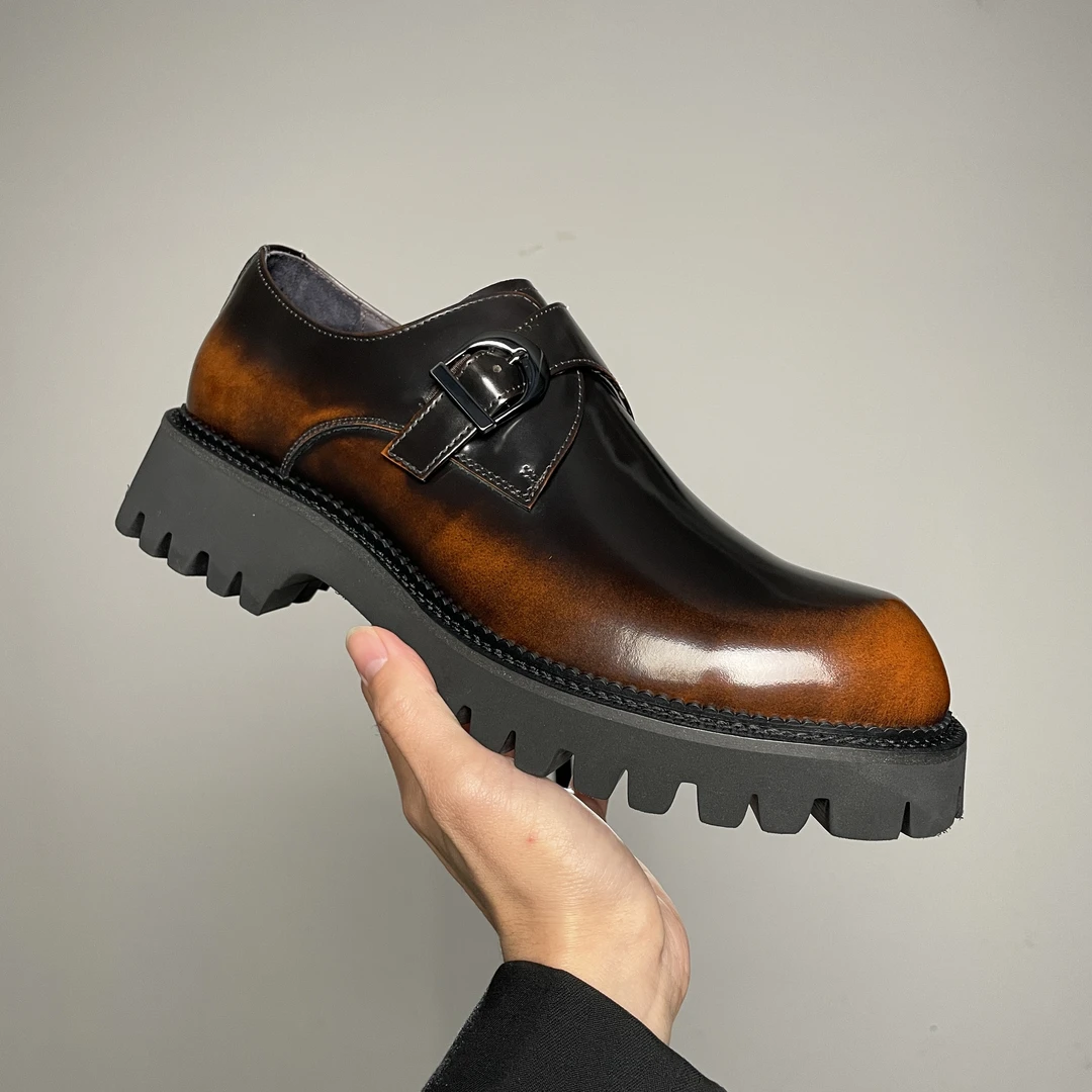 捡漏断码样品网红圆头亮面厚底皮鞋正装商务结婚通勤真皮套脚男鞋