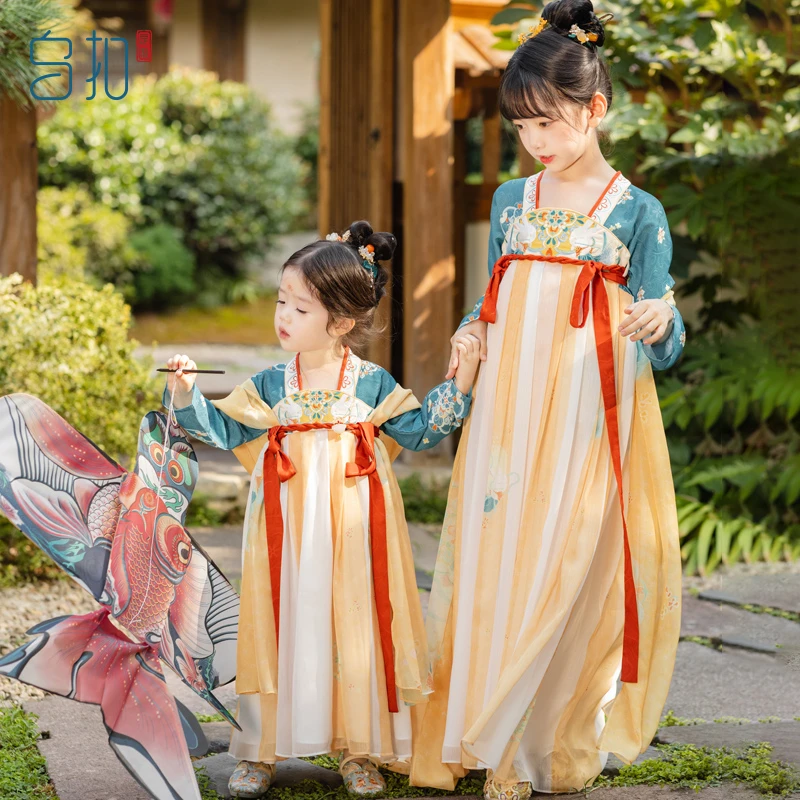 【乌扣】.玉兔 汉服女童唐制襦裙春款吉祥纹双色儿童国风长袖连衣裙