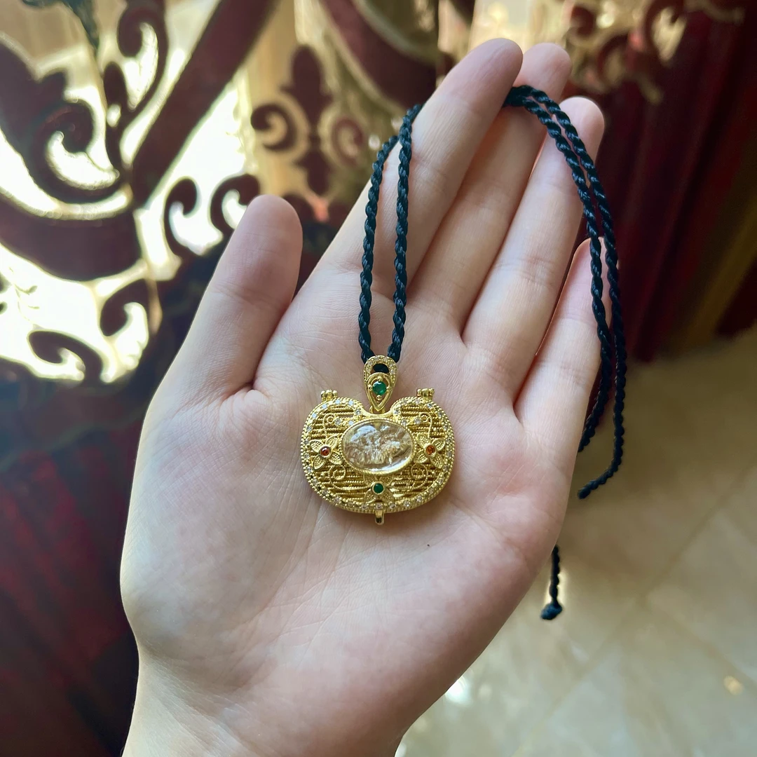 by2  水晶幽灵吊坠（多样性）