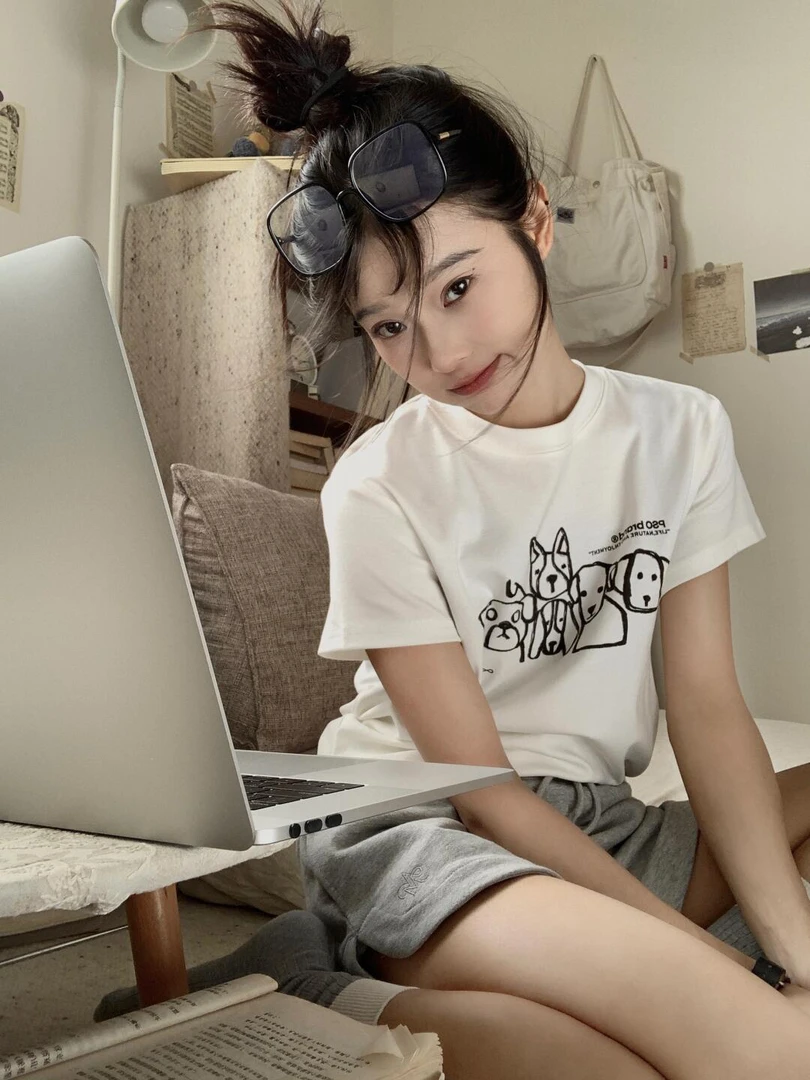 美式复古时尚短袖女夏季涂鸦小狗白色短款t恤修身显瘦辣妹上衣ins