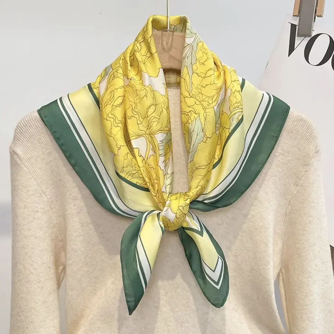 宠粉福利70*70大方巾随机发韩版百搭丝巾印花洋气披肩职业领巾