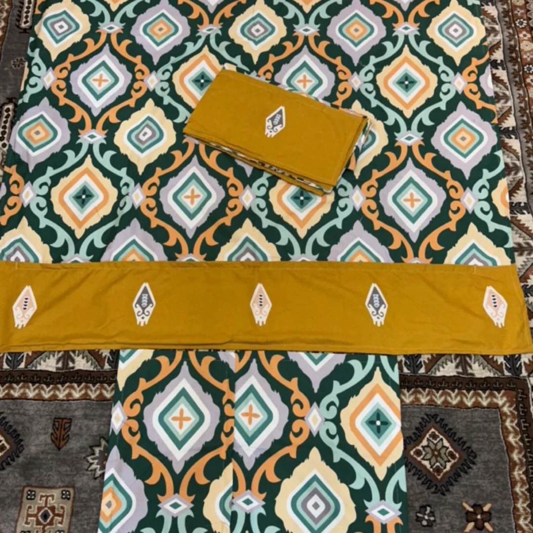 2024年新疆特色 新款艾德莱斯款式 三件套