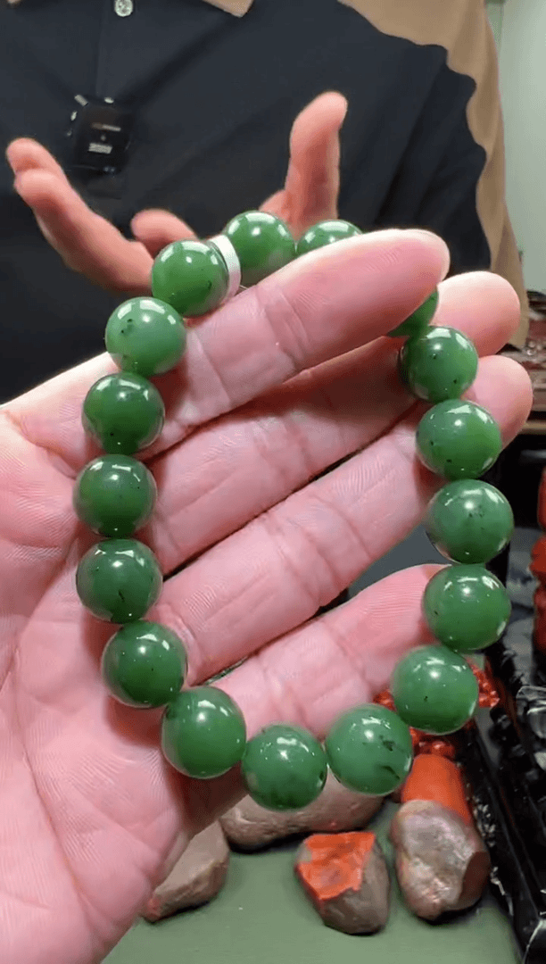 【闪购商品】南红玛瑙单圈手串未镶嵌（带黑点）一条约12mm多样性发货