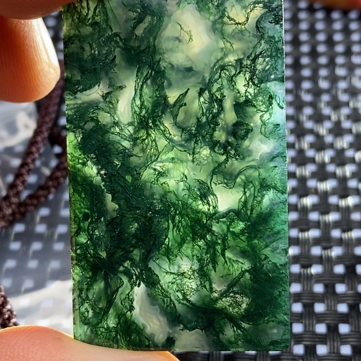 玛瑙/玉髓珠宝奇石未镶嵌半**月