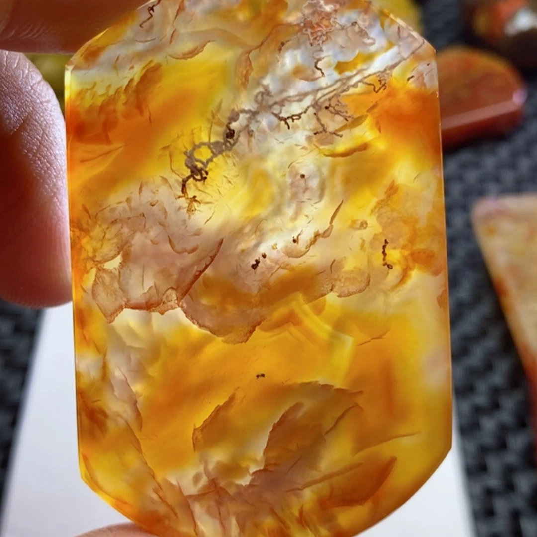 【闪购商品】玛瑙/玉髓牌子未镶嵌哆*