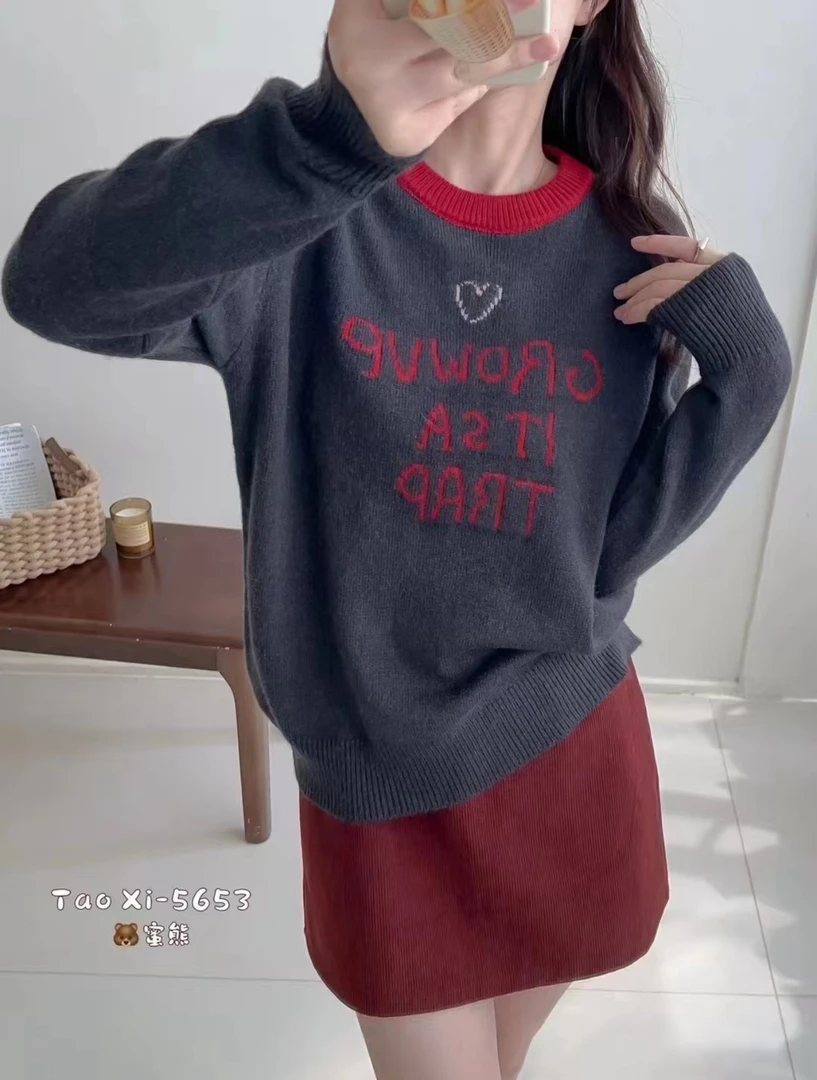 WTT-5653冬季单穿打底套头爱心字母毛衣