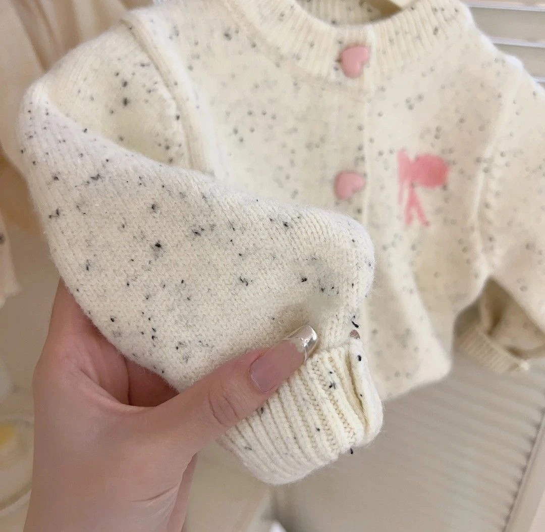 女孩毛衣春秋外套2025新款女童针织衫外搭儿童洋气外套宝宝上衣服