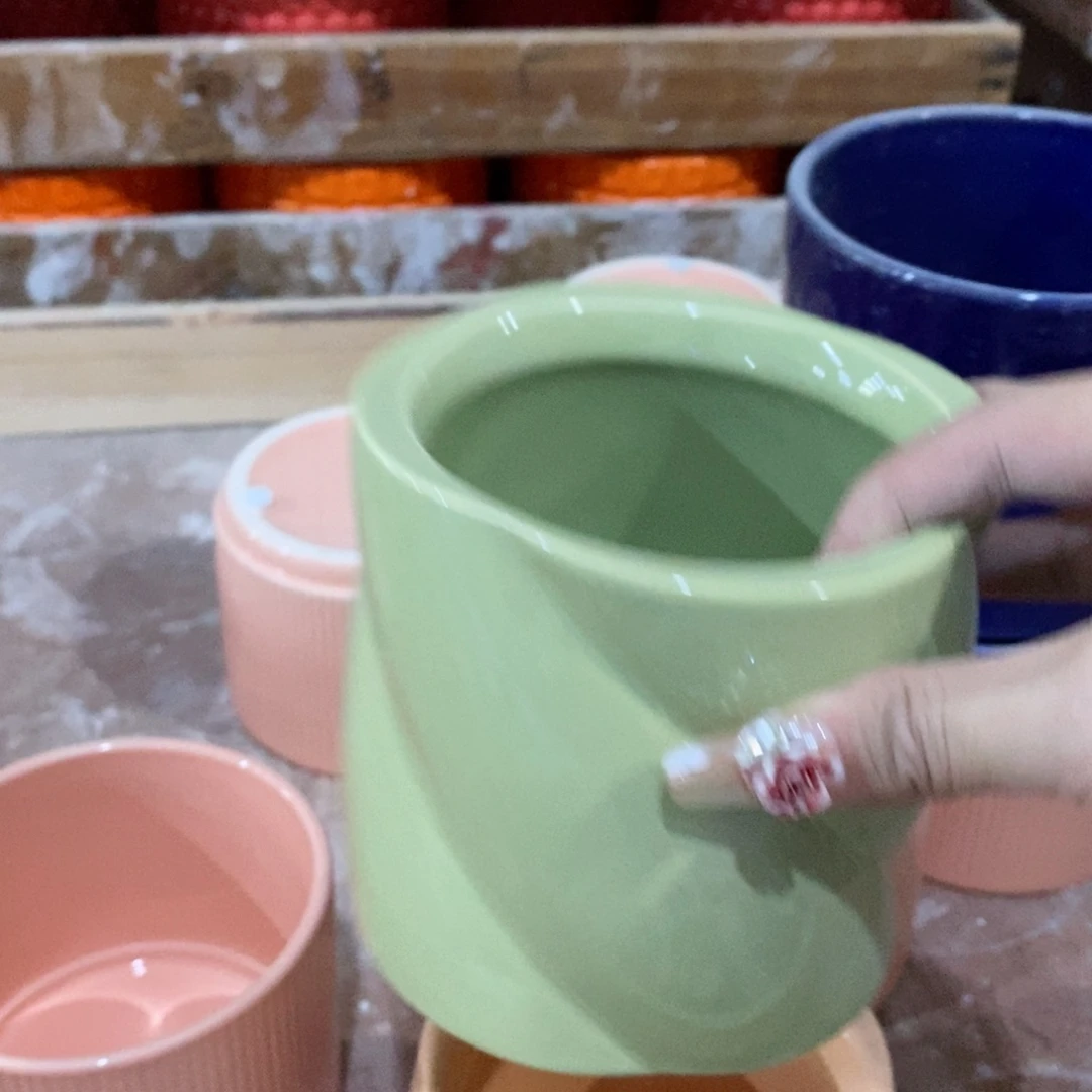 红陶20CM（含）-50CM（不含）