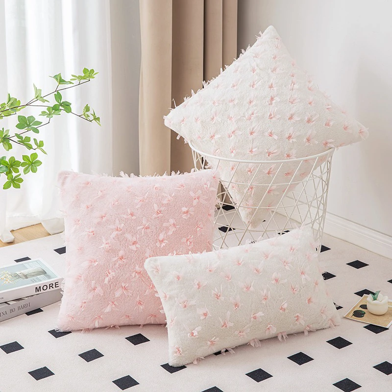 新品兔绒绣花抱枕仿兔毛柔軟少女心ins飘窗靠枕沙发毛毛绒靠枕套