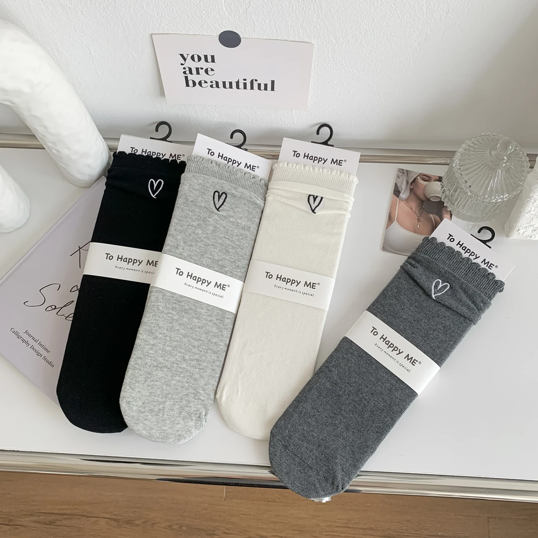 W005芭蕾风白色袜子女中筒袜春秋季纯棉韩版日系爱心堆堆袜