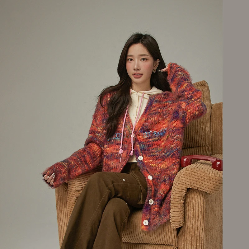 【43】CHUU刺绣字母小香风单排扣感针织开衫外套DHJJ010V