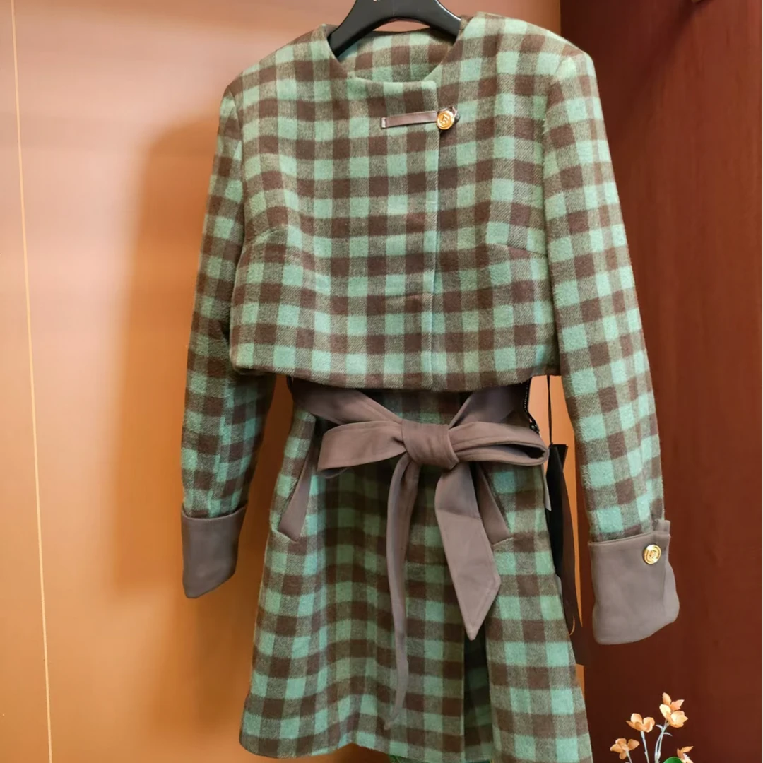 0209【安妮老板】2024新款法式气质小香风女士外套