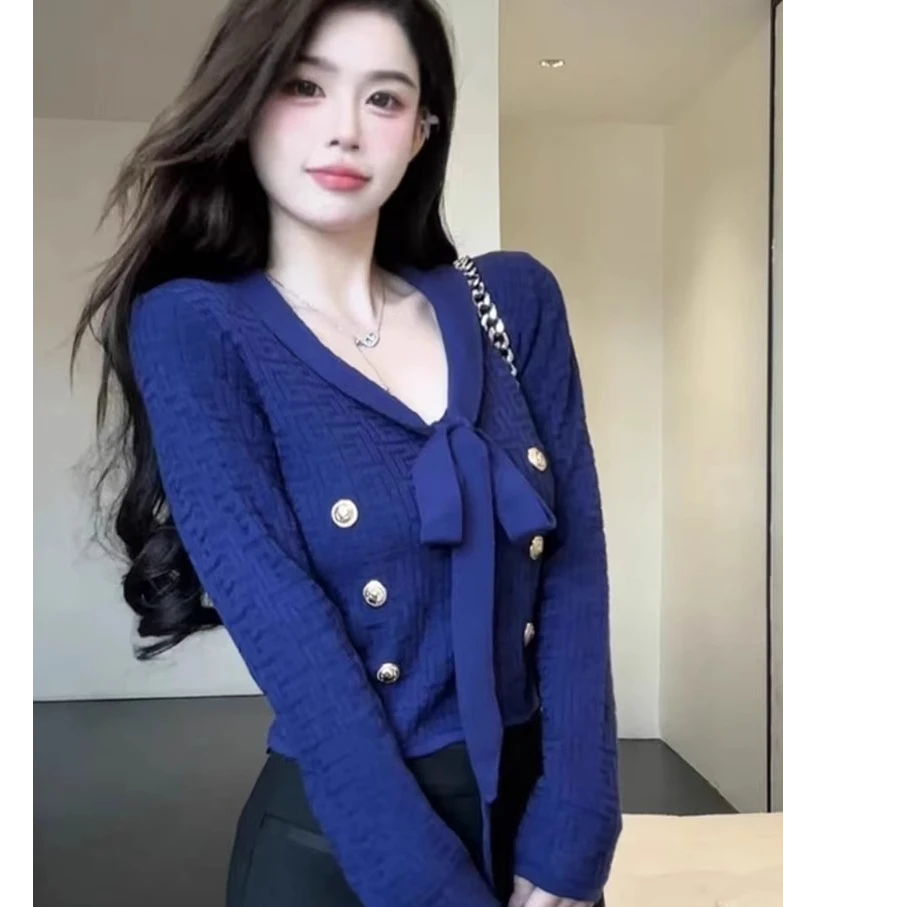 小香风蝴蝶结系带针织衫女秋季高级感显瘦百搭短款长袖打底衫上衣